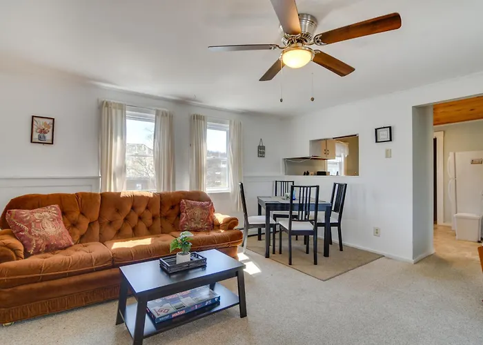 Oakland Apt On Messalonskee Lake With Dock Access!