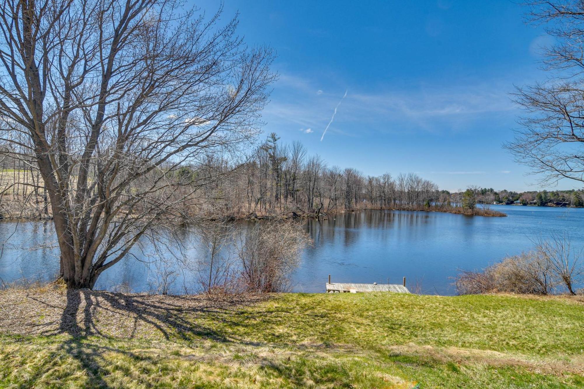 Apartment Oakland On Messalonskee With Dock Access! Waterville